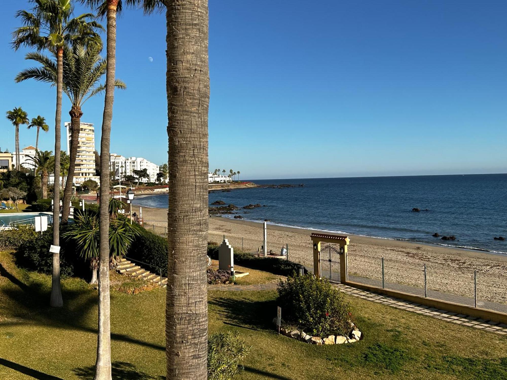 Mijas Costa Beachfront - Marbella Sitio de Calahonda